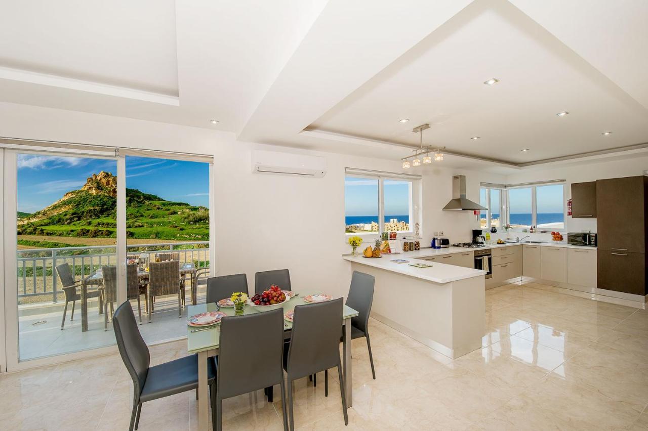 Hillock Apartman *