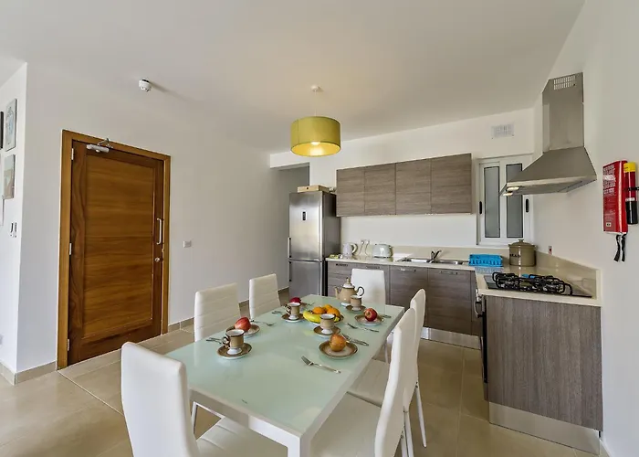 Hillock Residence Apartments
