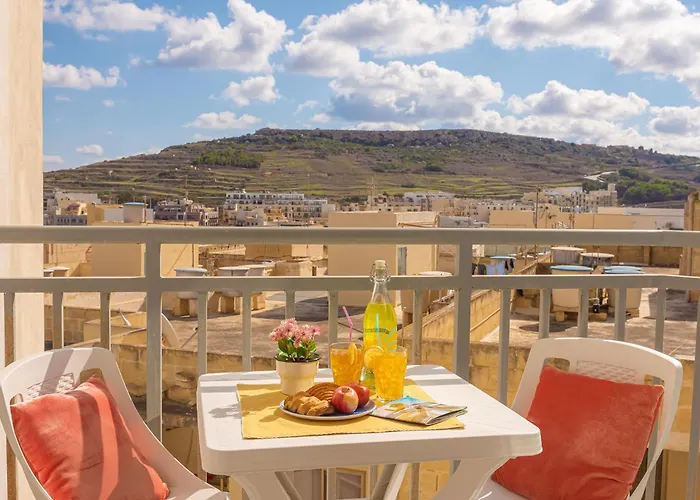 Hillock Residence Apartments