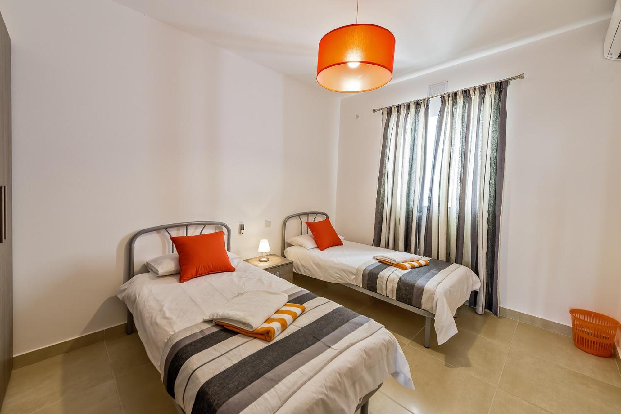 Apartment Hillock
