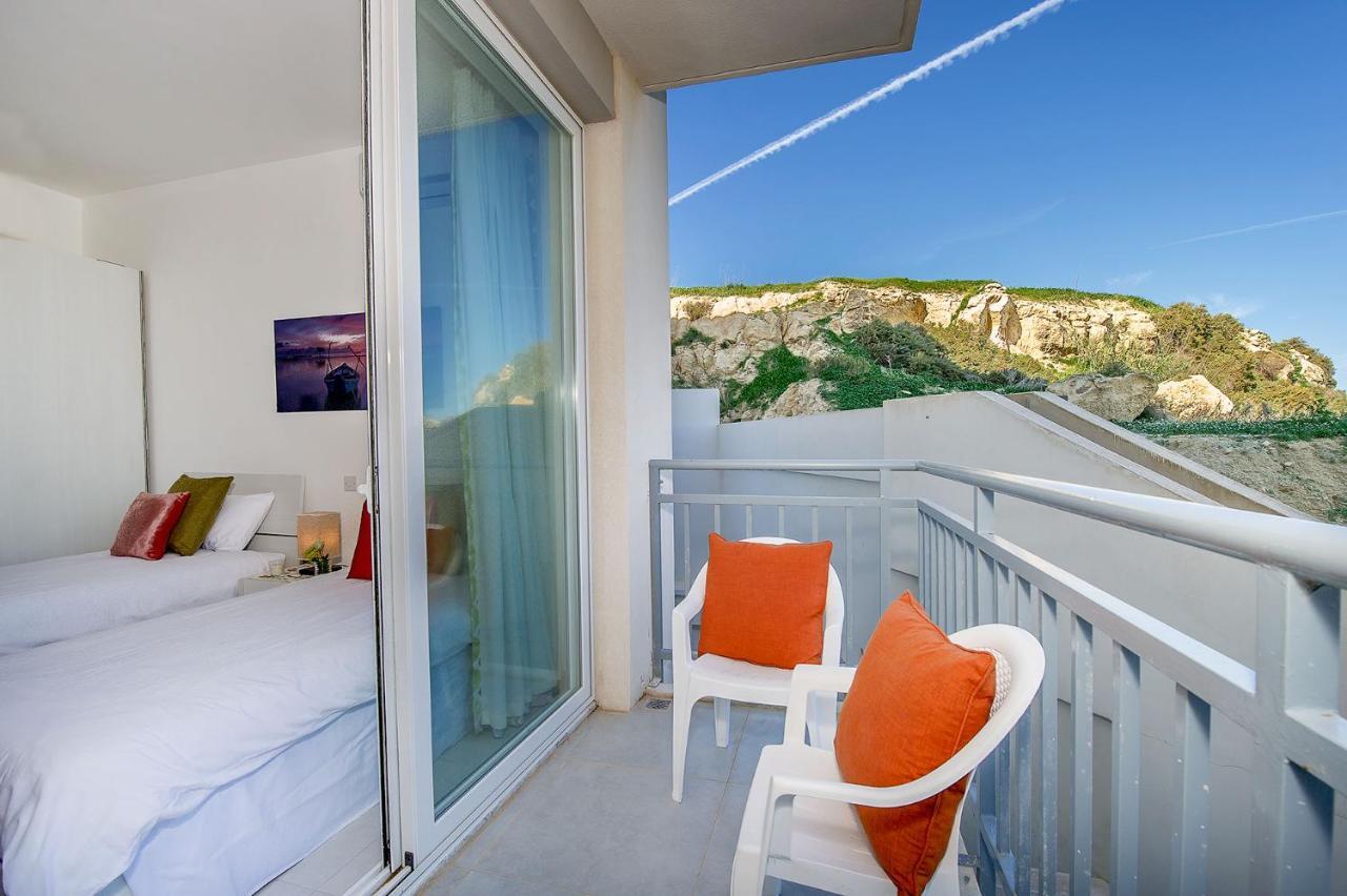 Hillock Apartment